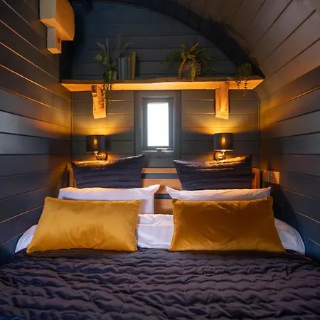 Kingswood Lodges Fort William Extérieur photo
