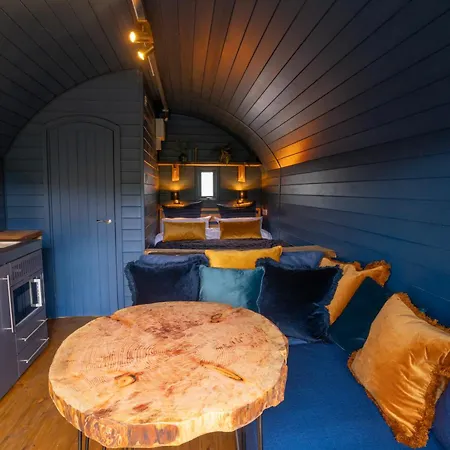 Kingswood Lodges Fort William Extérieur photo